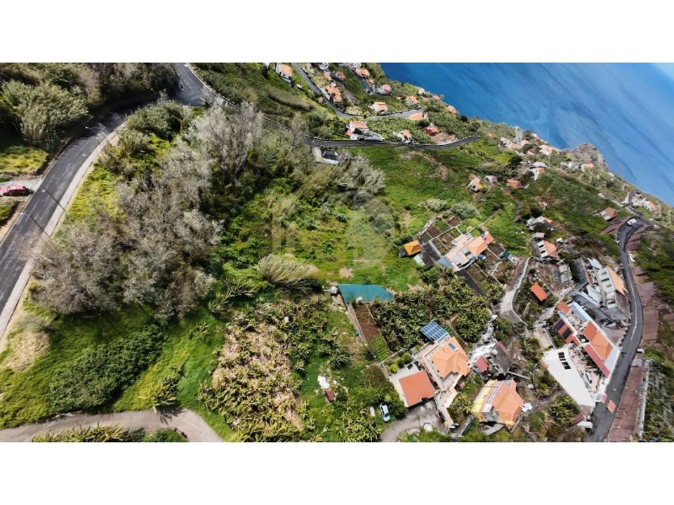 Helårsgrund i Ribeira Brava, Madeira - foto 1