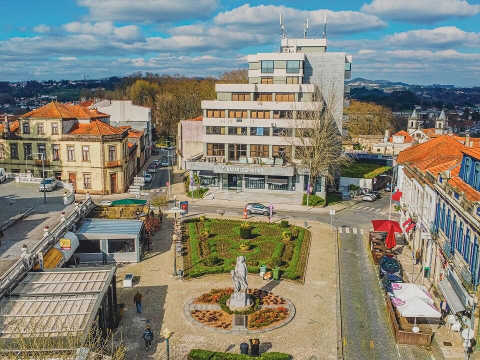 Erhvervsejendom i Santo Tirso, Porto - foto 4