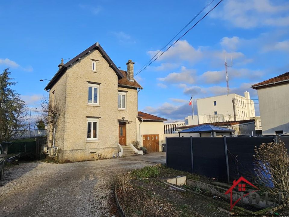 Villa i Saint-Dizier, Haute-Marne - foto 1