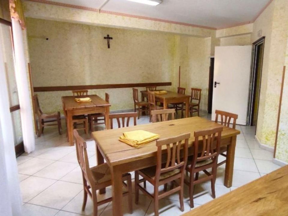 Erhvervsejendom i San Pietro Apostolo, Catanzaro - foto 3