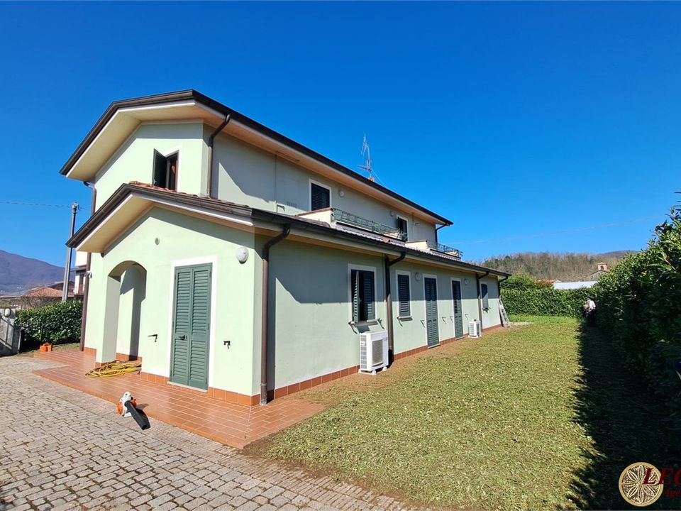 Villa i Villafranca in Lunigiana, Massa and Carrara - foto 2