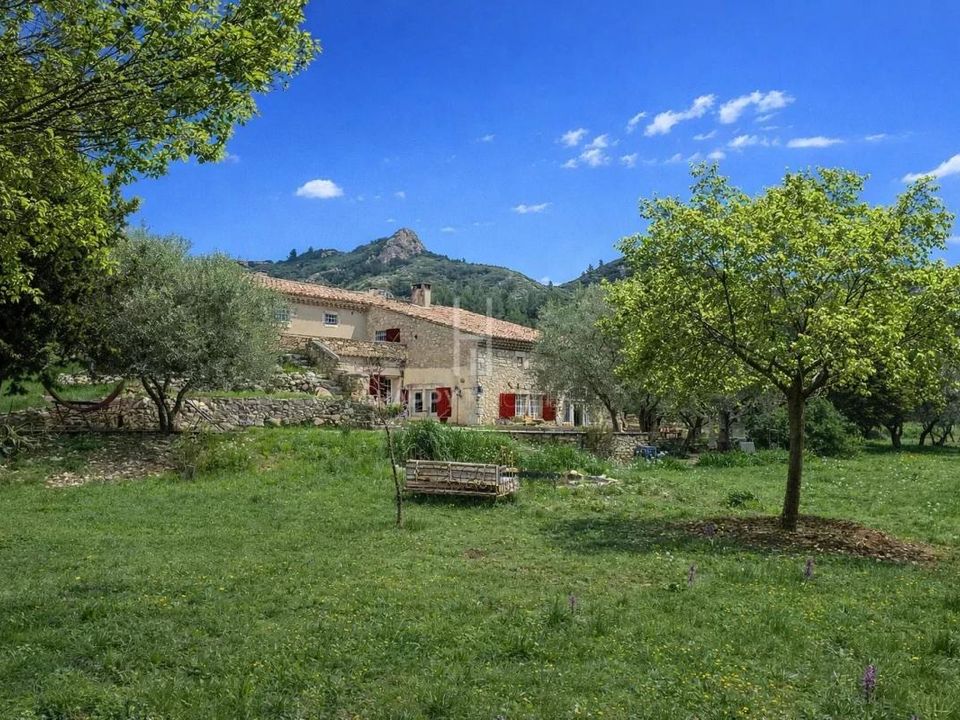 Villa i Eygalières, Bouches-du-Rhone - foto 1