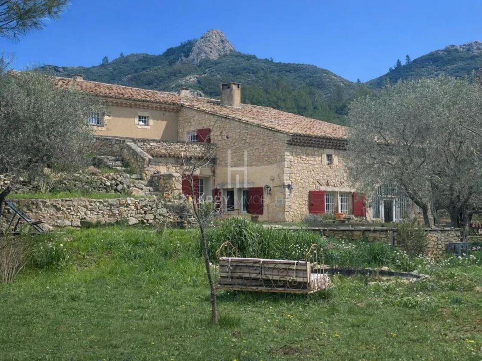 Villa i Eygalières, Bouches-du-Rhone - foto 2