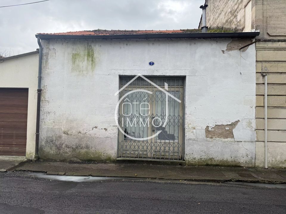 Garage i Sainte-Foy-la-Grande, Gironde - foto 1
