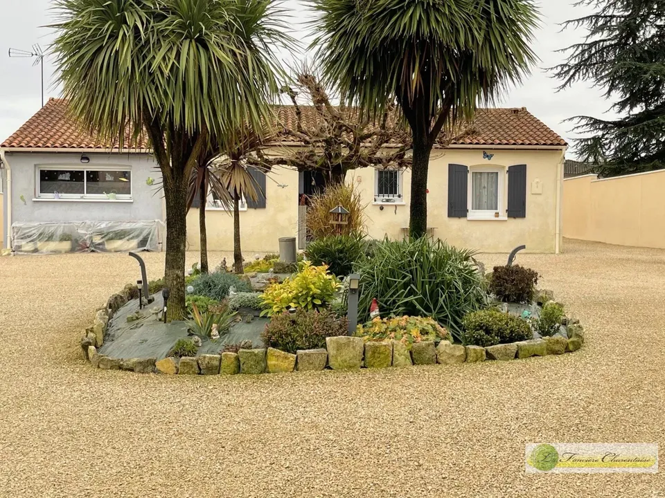 Villa a Verdille, Charente - foto 1