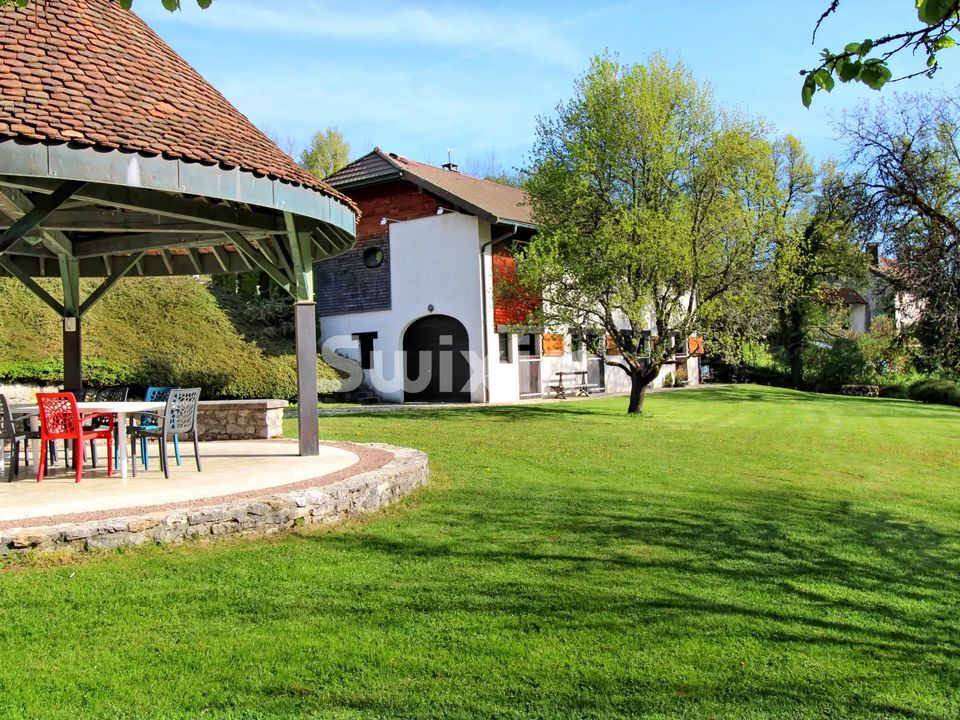 Landejendom i Saint-Claude, Jura - foto 1