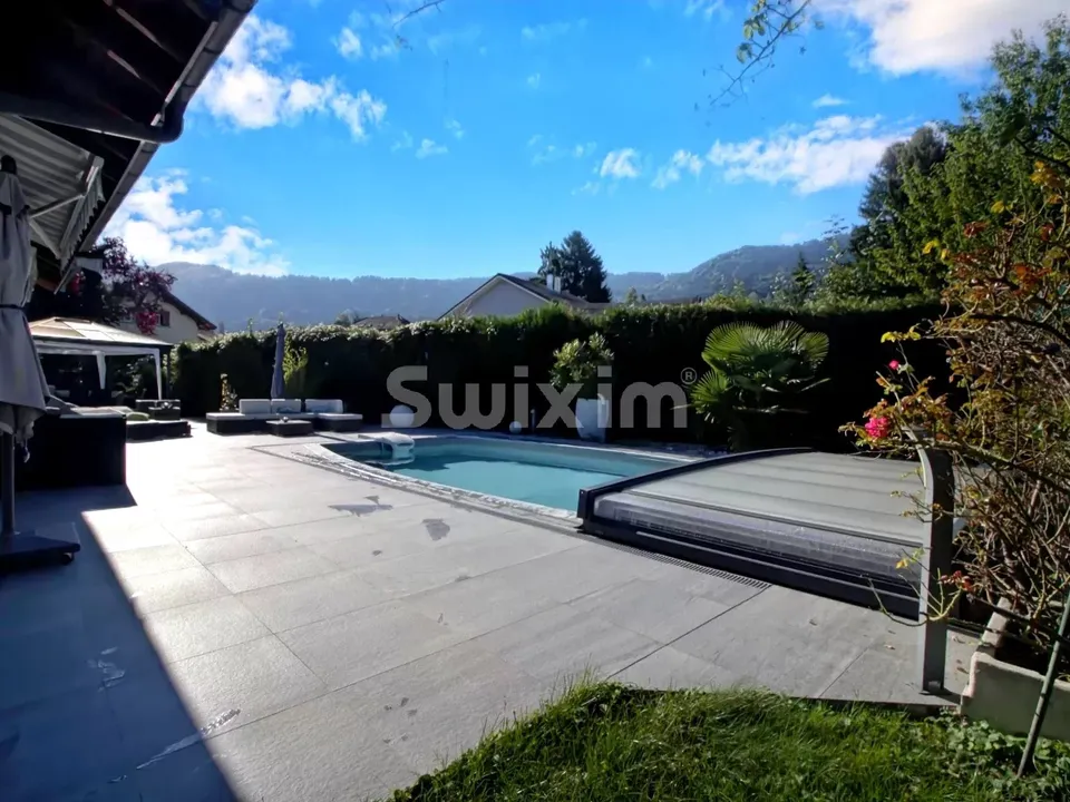 Villa i Bons-en-Chablais, Haute-Savoie - foto 1