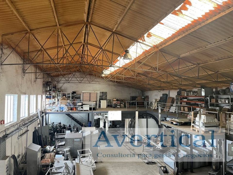 Erhvervsejendom i Milheiros, Porto - foto 2