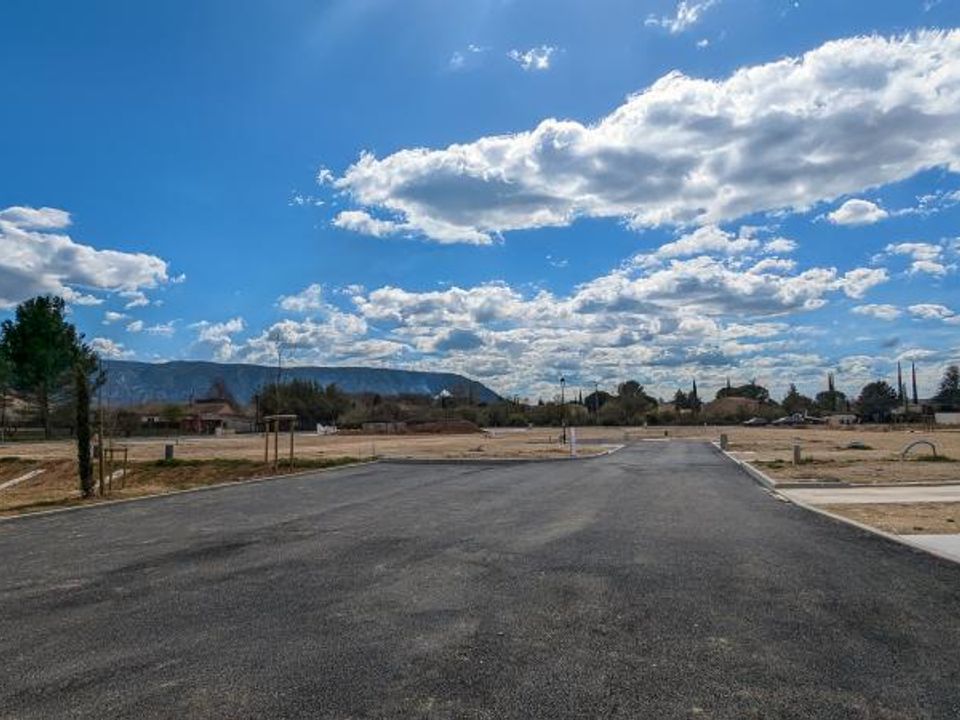 Terra em Robion, Vaucluse - foto 1