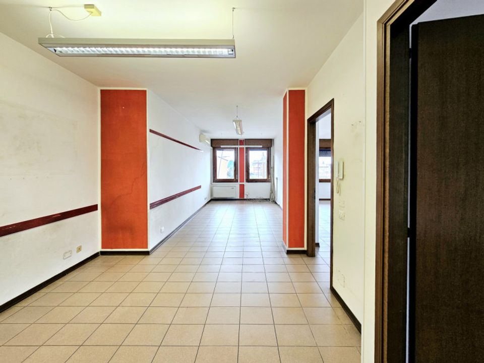 Erhvervsejendom i Cadoneghe, Padua - foto 2