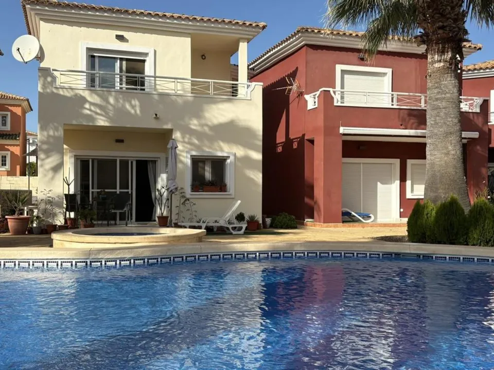 Villa i Altaona Golf Resort, Murcia - foto 1