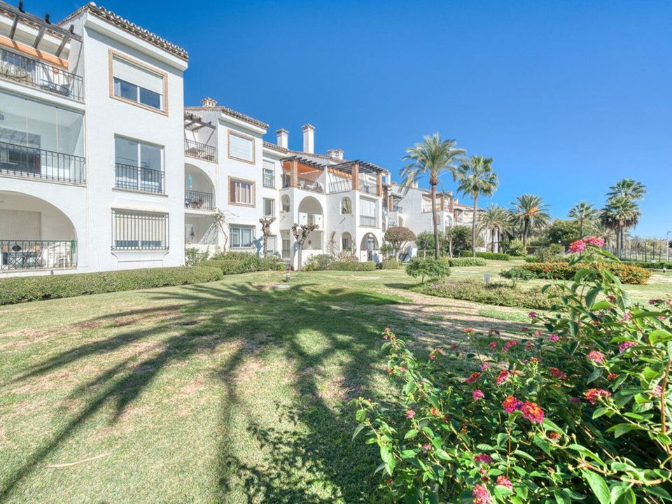 Lejlighed i Estepona, Malaga - foto 2