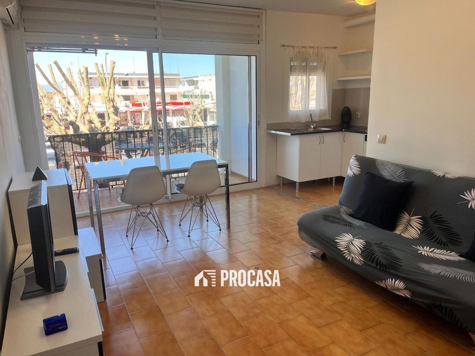 Lejlighed i Empuriabrava, Gerona - foto 2