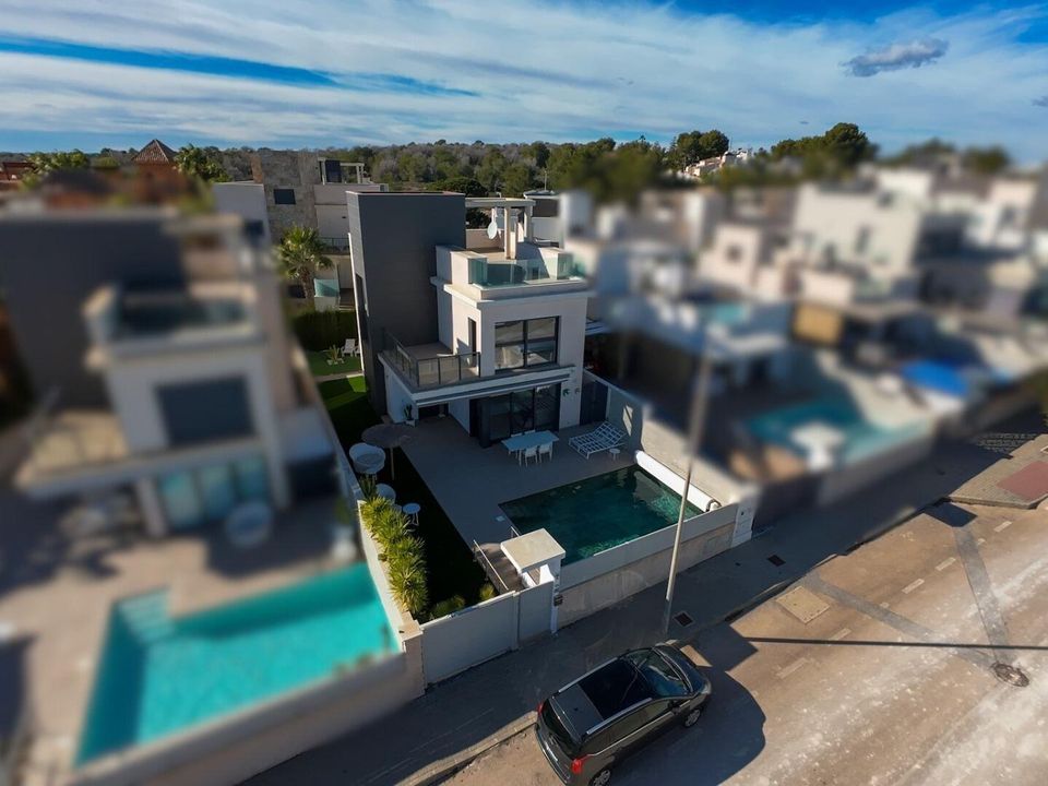 Villa i San Miguel De Salinas, Alicante - foto 1
