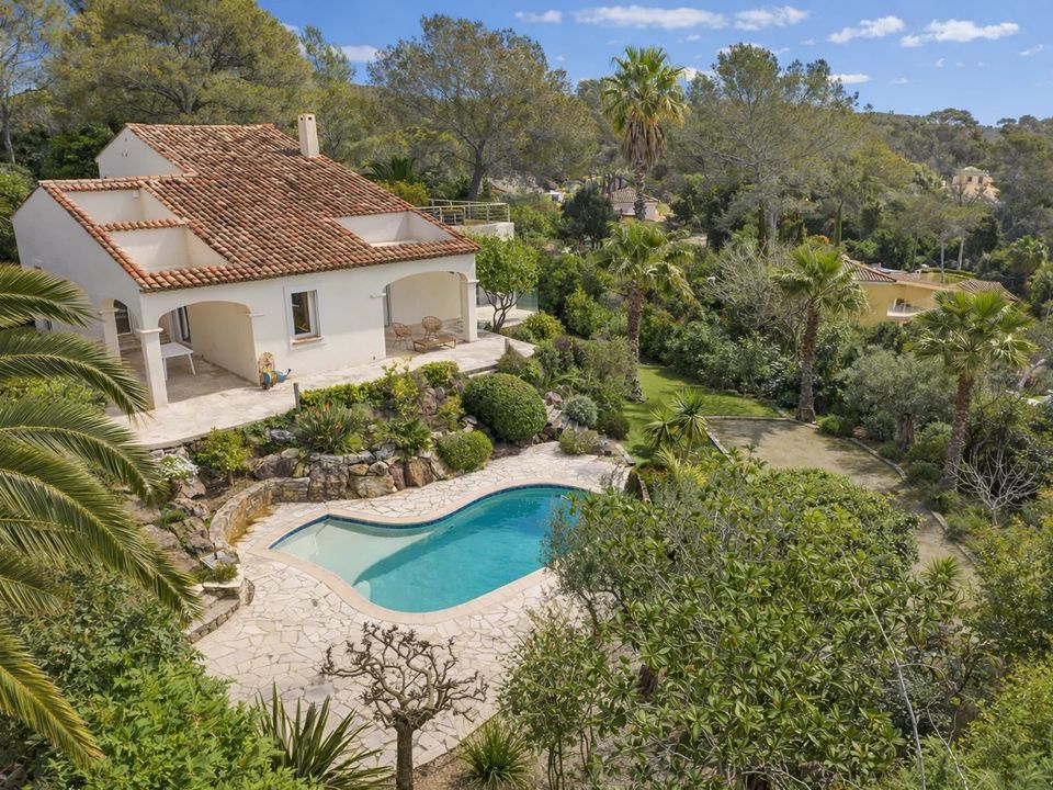 Villa i Saint-Raphael, Var - bilde 1