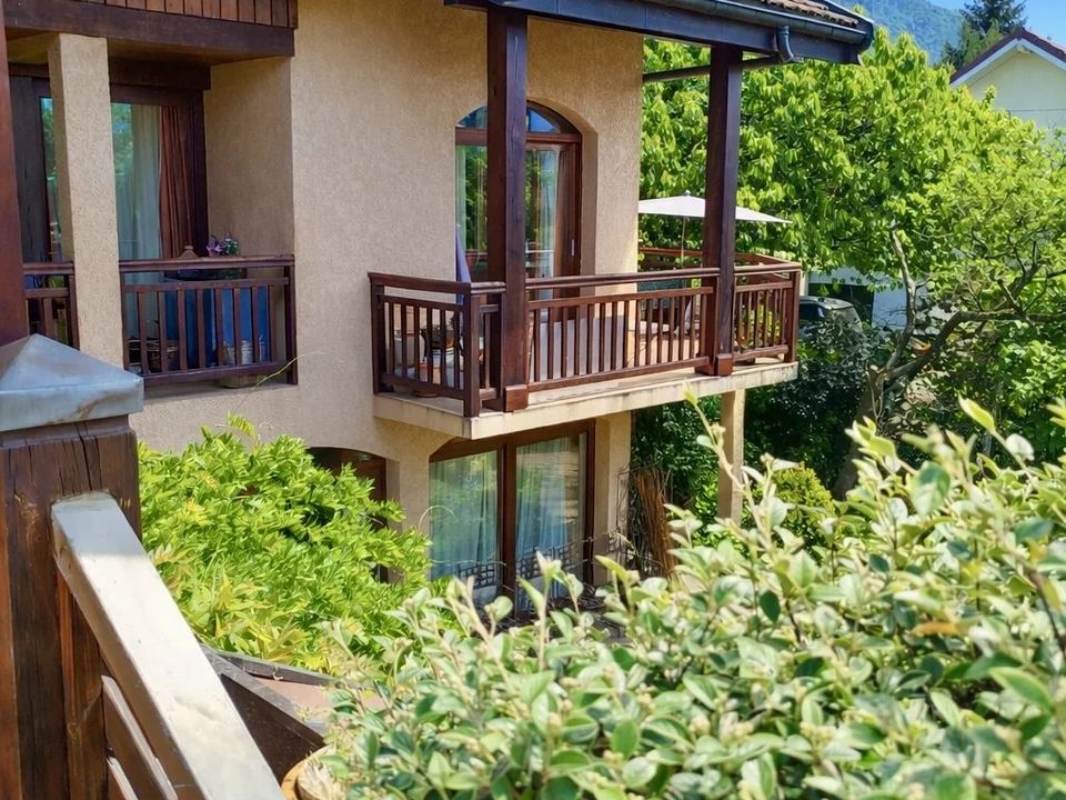 Villa in Annecy, Haute-Savoie - foto 2