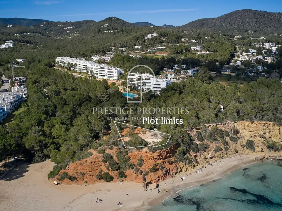 Helårsgrund i Cala Llenya, Ibiza - foto 2