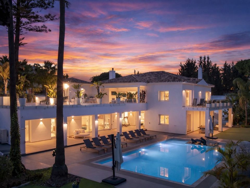 Villa i Atalaya Isdabe, Malaga - foto 1
