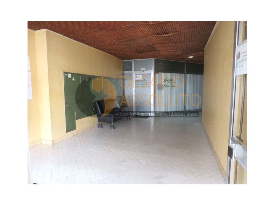 Erhvervsejendom i Barreiro, Setubal - foto 5