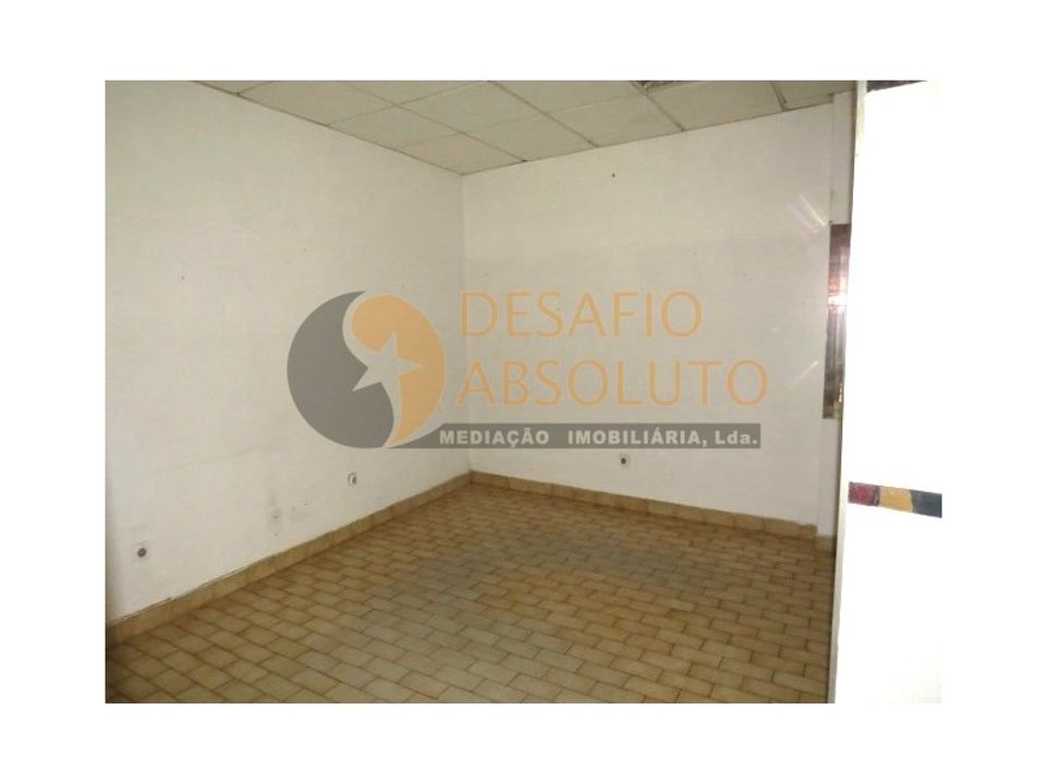 Erhvervsejendom i Barreiro, Setubal - foto 3