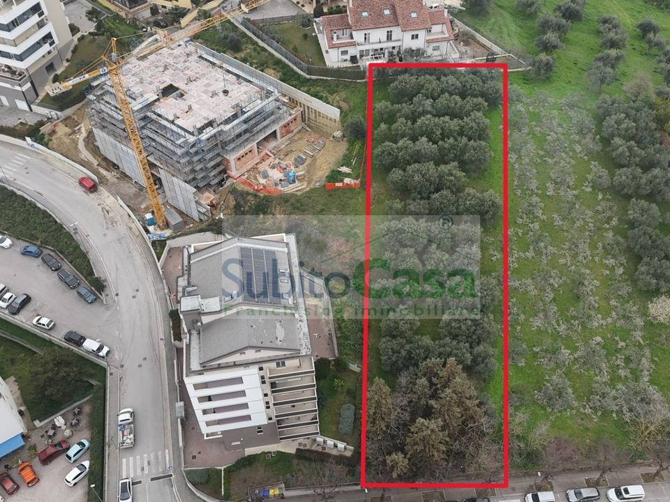 Helårsgrund i Chieti, Chieti - foto 1