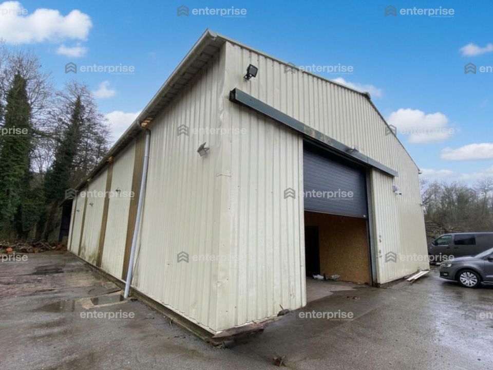 Erhvervsejendom i Crépy-en-Valois, Oise - foto 2