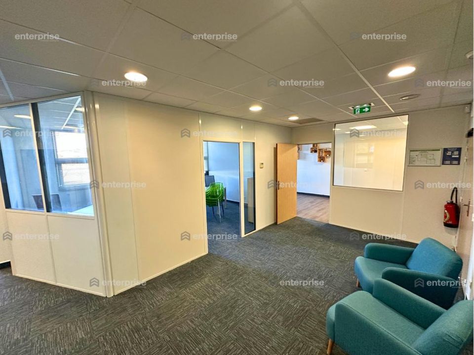 Erhvervsejendom i Compiègne, Oise - foto 2