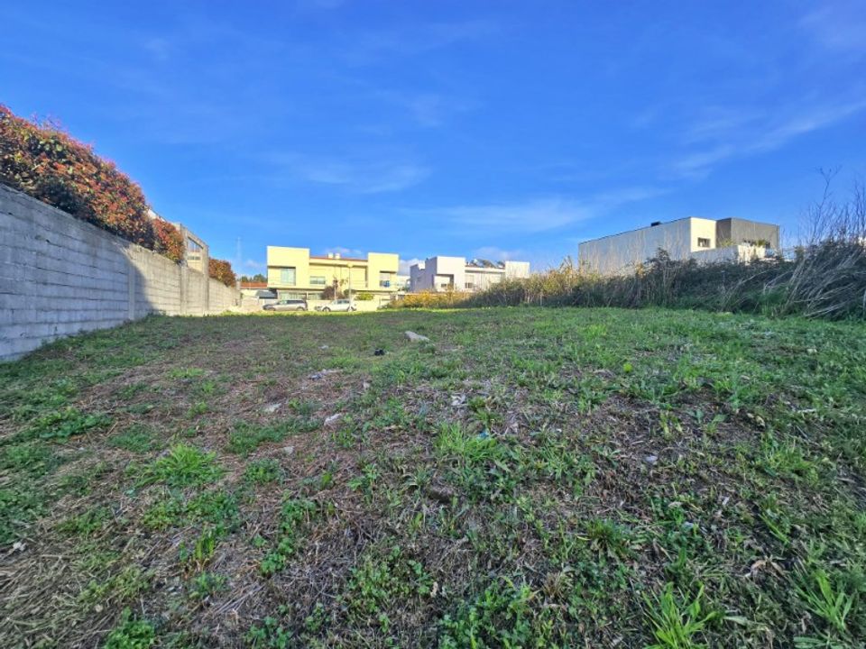 Helårsgrund i Maia, Porto - foto 2