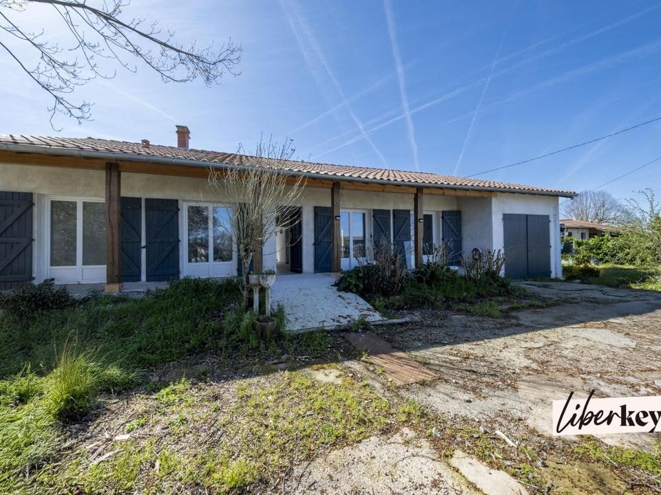 Villa i Saint-Clar-De-Riviere, Haute-Garonne - bilde 1