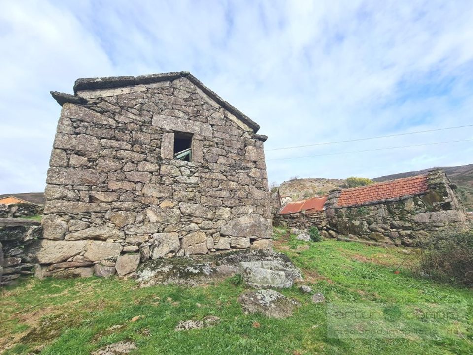 Helårsgrund i Arcos de Valdevez, Viana do Castelo - foto 4