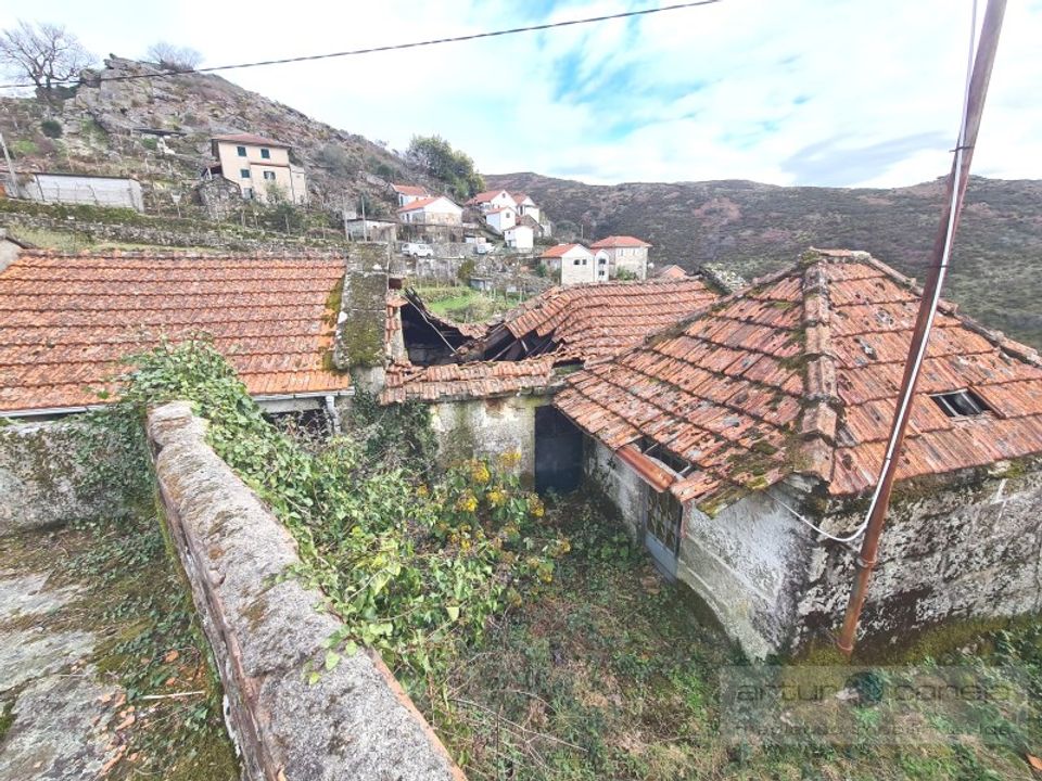 Landejendom i Arcos de Valdevez, Viana do Castelo - foto 1