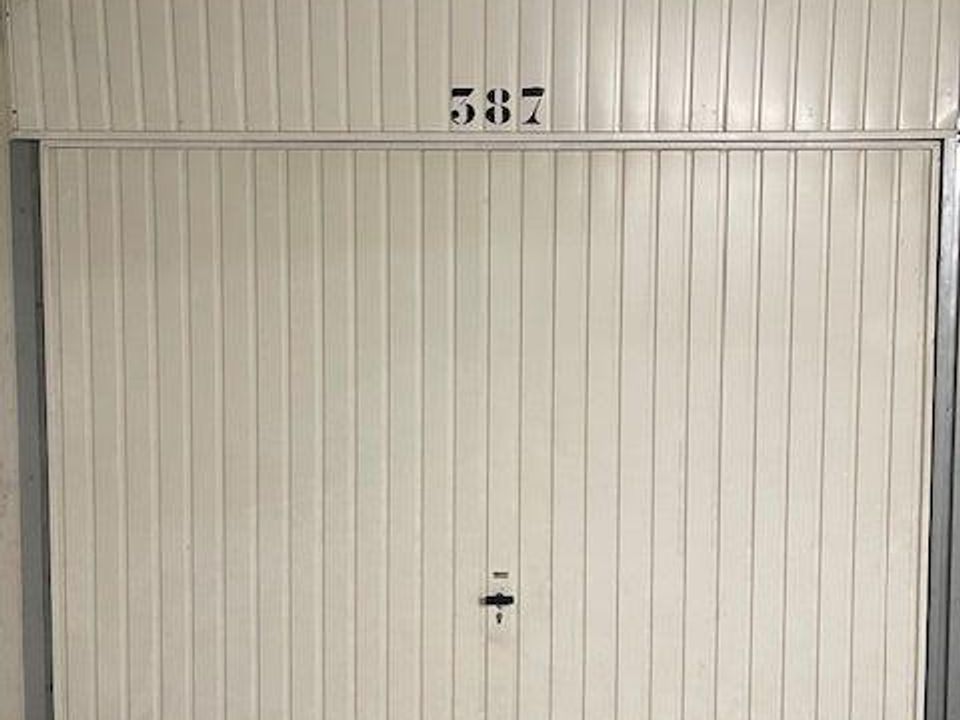 Garage i Marseille, Bouches-du-Rhone - foto 1