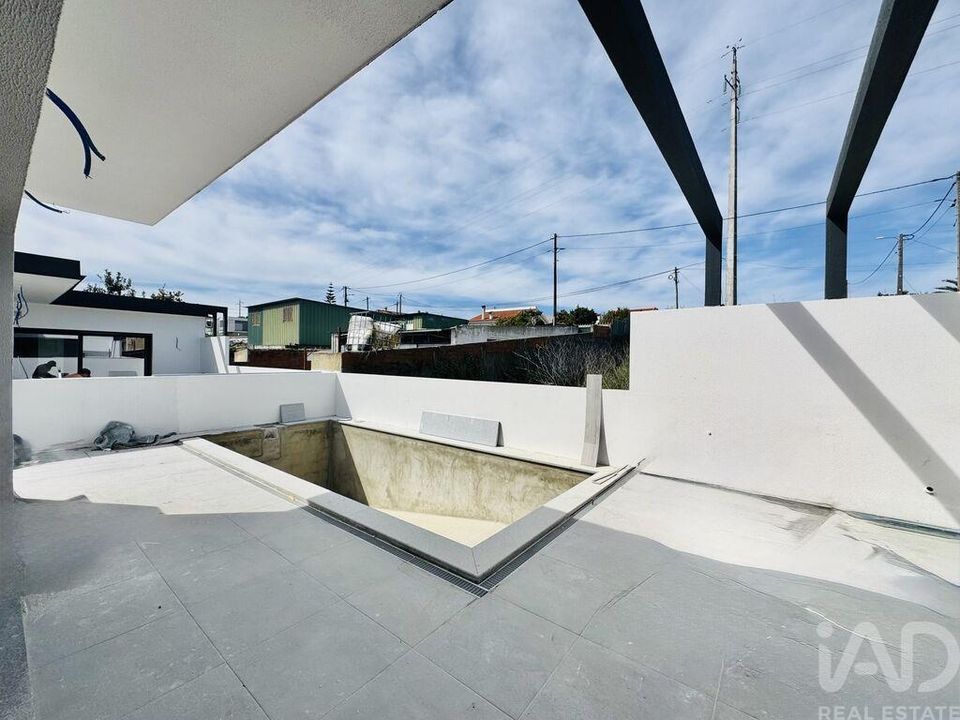 Byhus i Seixal, Setubal - foto 1