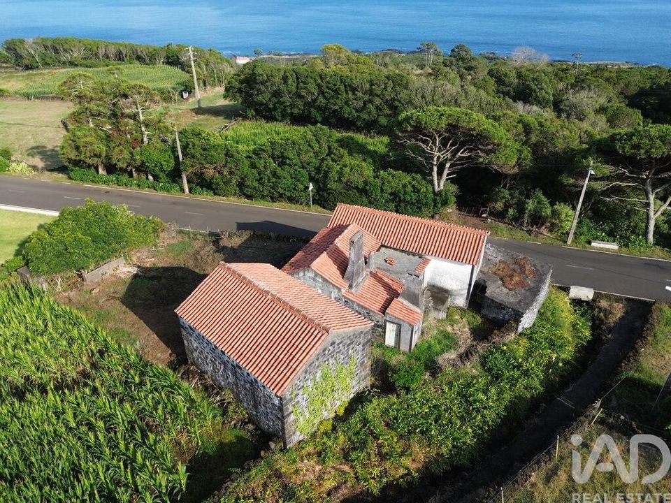 Casa de pueblo en Lajes do Pico, Pico - foto 4