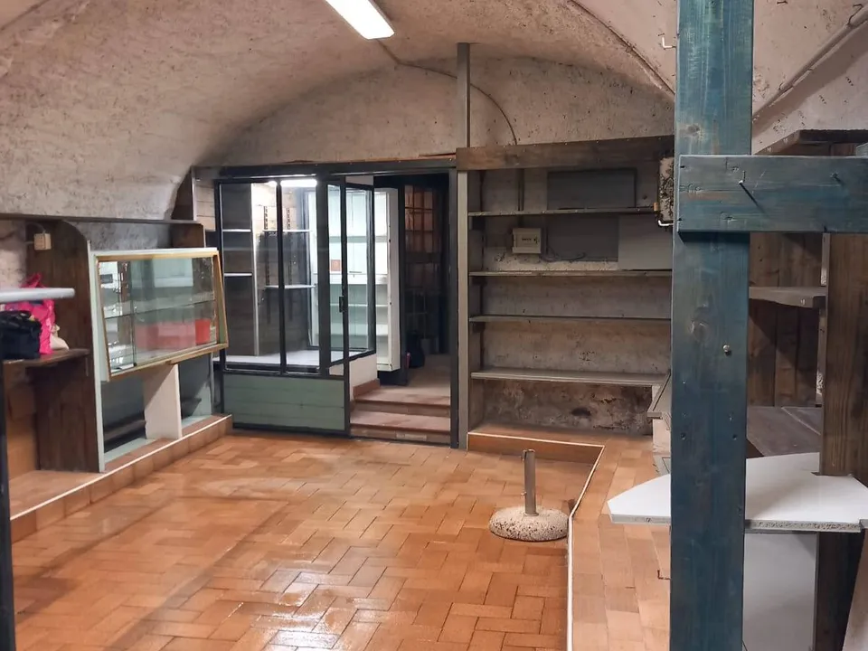 Erhvervsejendom i Taggia, Imperia - foto 4