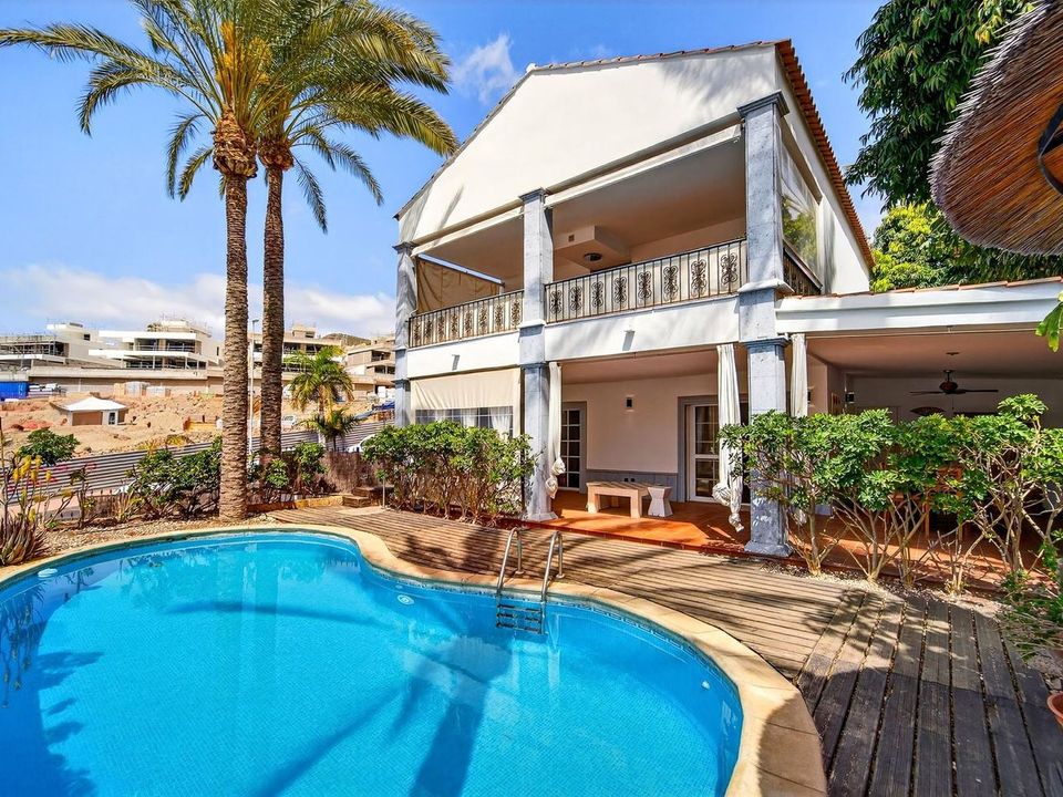 Villa i Playa De Los Cristianos, Tenerife - foto 1