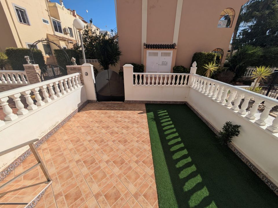 Byhus i Playa Flamenca, Alicante - foto 3
