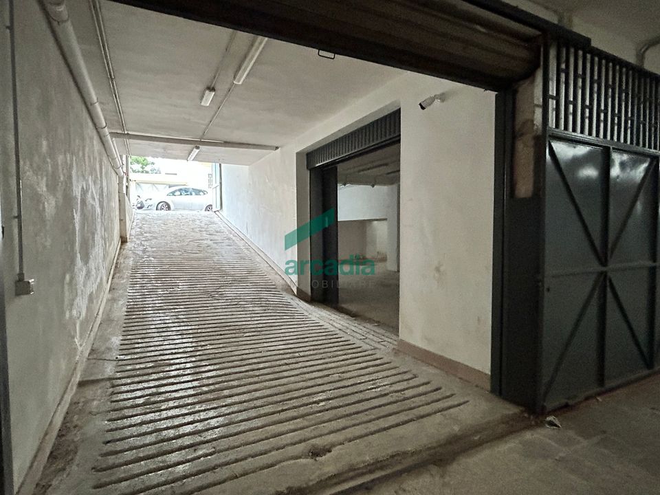 Garage i Bari, Bari - foto 1