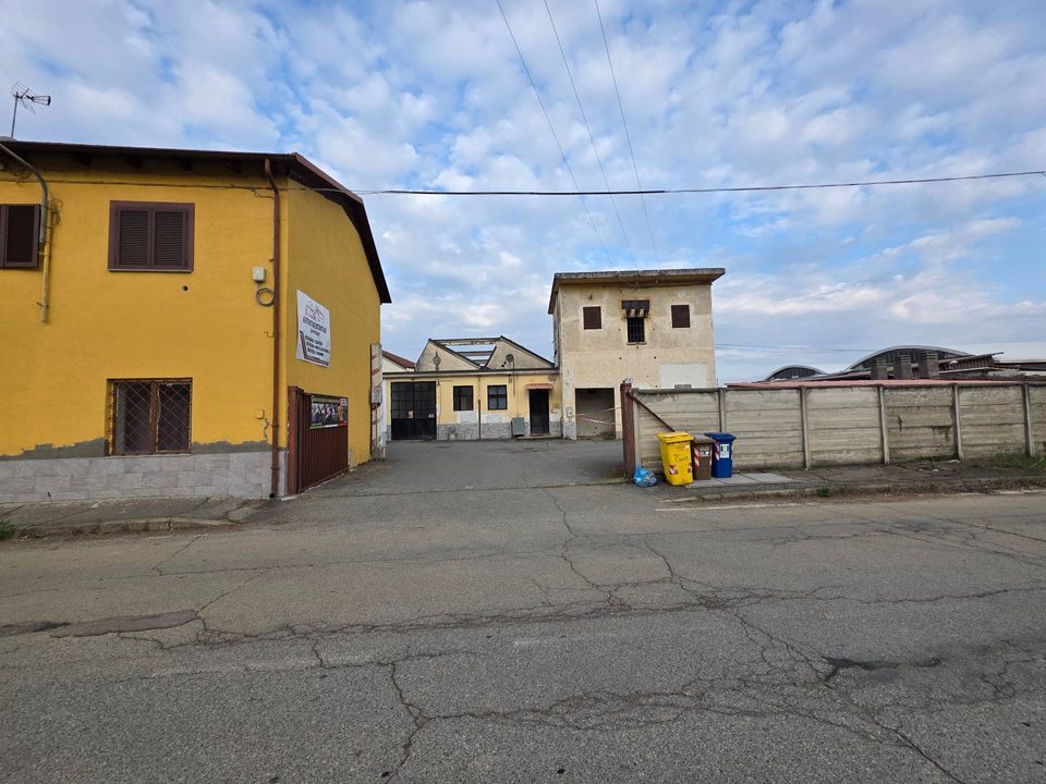 Erhvervsejendom i San Francesco al Campo, Turin - foto 2