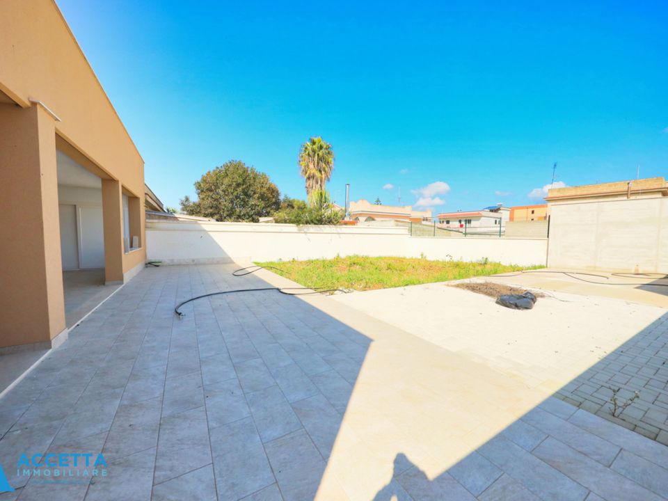 Villa en Taranto, Taranto - foto 4