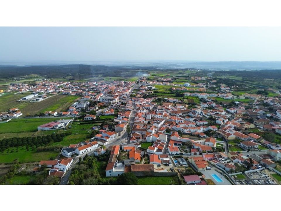 Helårsgrund i Serra de El Rei, Leiria - foto 2