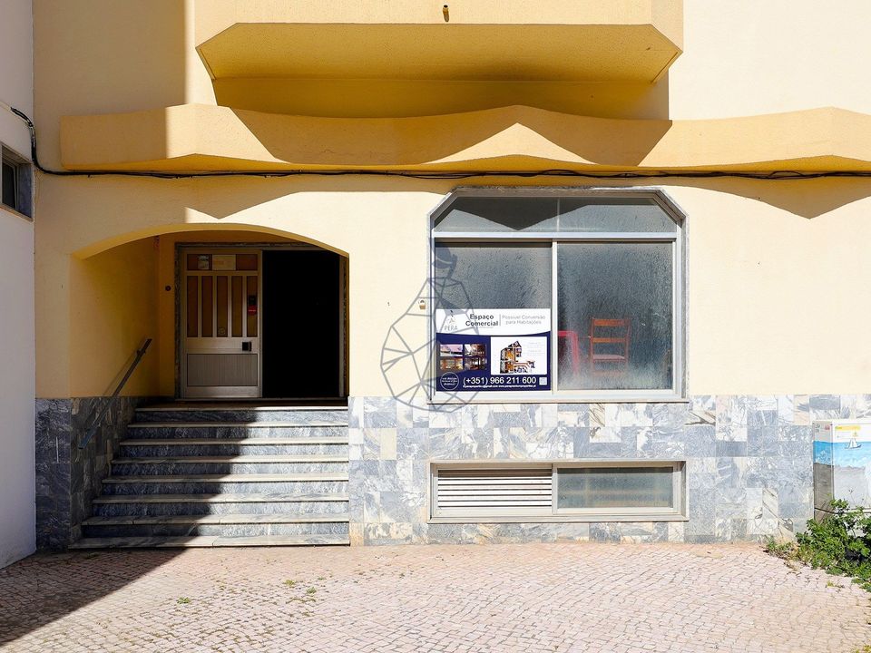 Erhvervsejendom i Armacao de Pera, Faro - foto 1