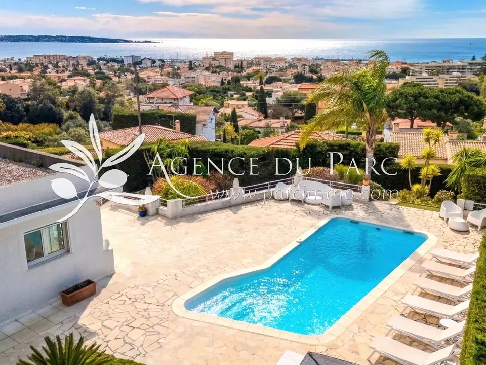 Villa i Golfe-Juan, Alpes-Maritimes - foto 1