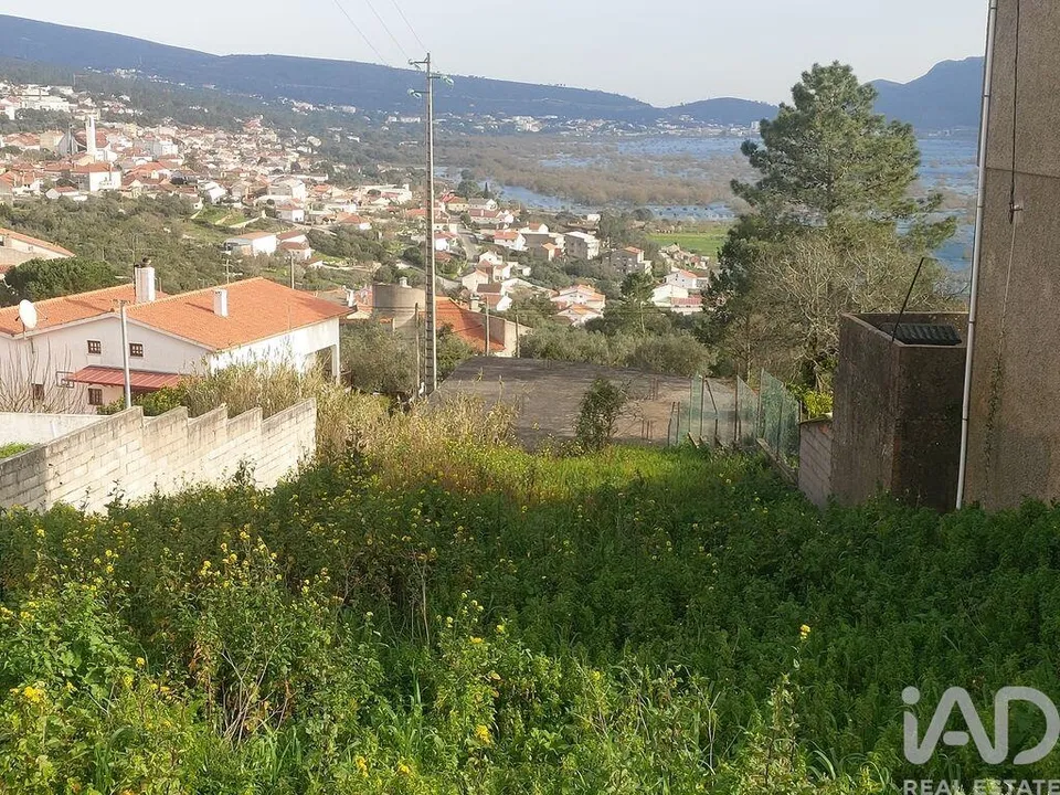 Helårsgrund i Porto de Mos, Leiria - foto 1