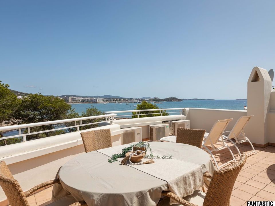 Byhus i Santa Eulalia Del Rio, Ibiza - foto 1