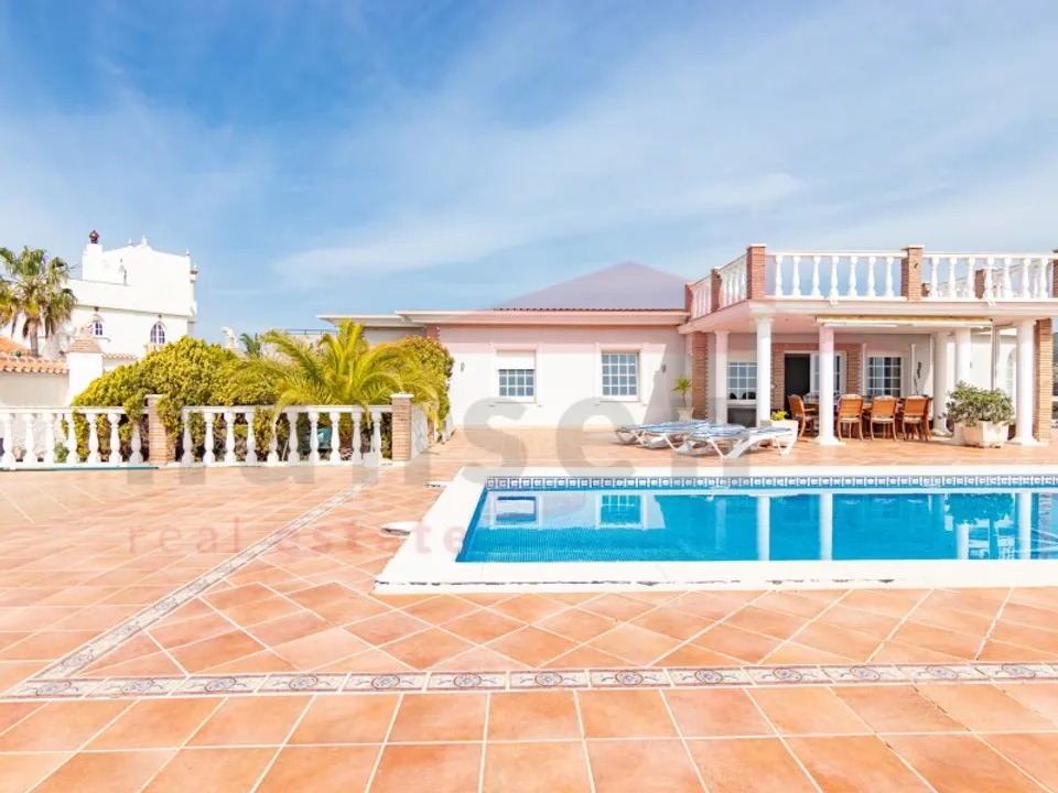 Villa i Benajarafe, Malaga - foto 2