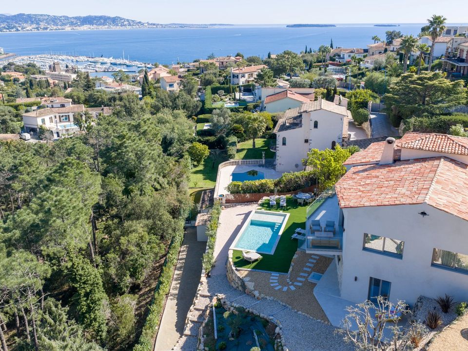 Villa i Mandelieu-la-Napoule, Alpes-Maritimes - foto 2