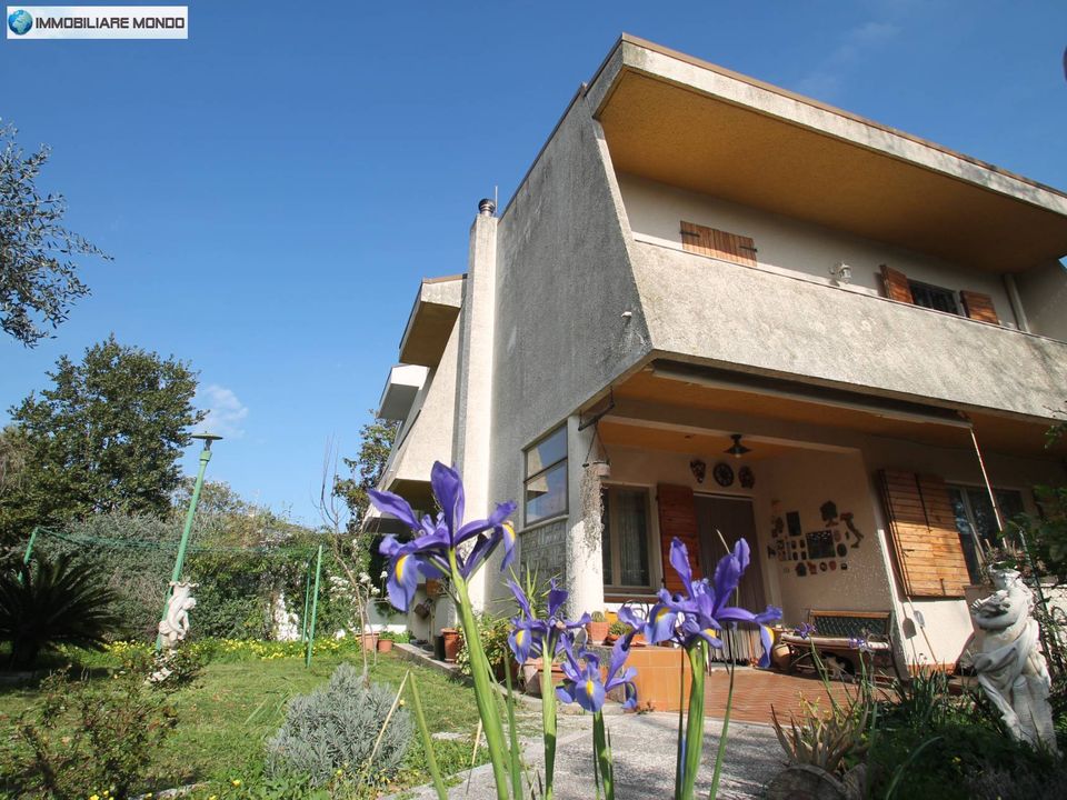 Villa i Termoli, Campobasso - bilde 1