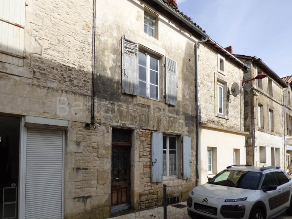 Villa i Sauze-Vaussais, Deux-Sevres - foto 1