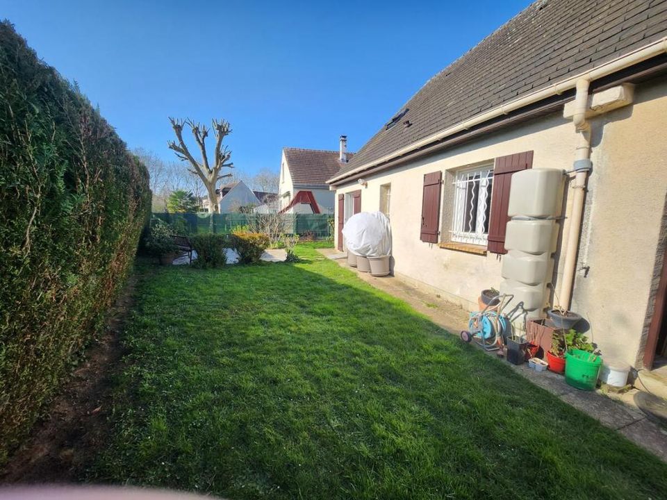 Villa i Crépy-en-Valois, Oise - foto 1
